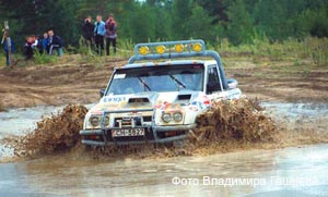 0ФФ-РОАД 4 х 4 Фото. OFF-ROAD 4+4 Фото. Гонки внедорожников. Фото. Гонки на джипах. Картинки. Фотографии.